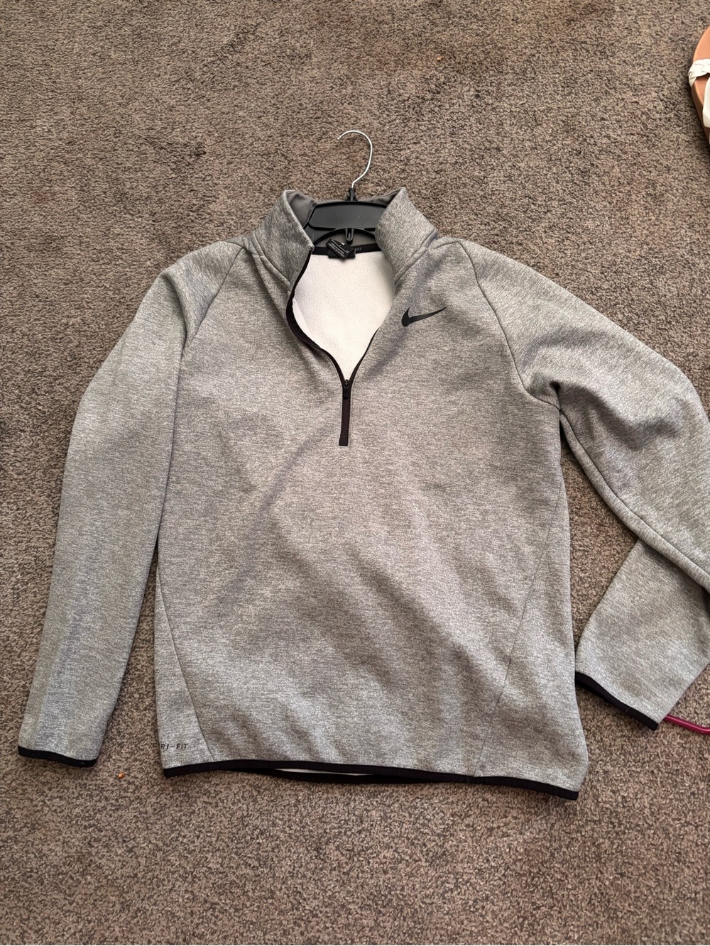 Nike Men's Heather Gray Quarter-Zip Pullover